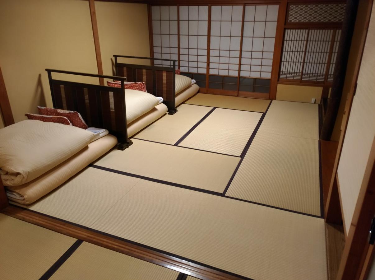 K'S House Ito Onsen - Historical Ryokan Hostel Экстерьер фото