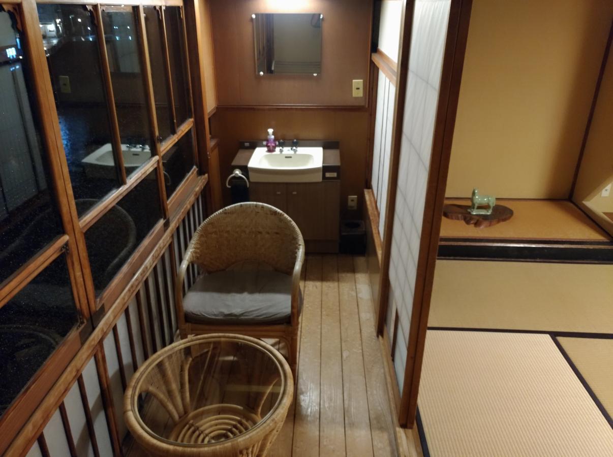 K'S House Ito Onsen - Historical Ryokan Hostel Экстерьер фото