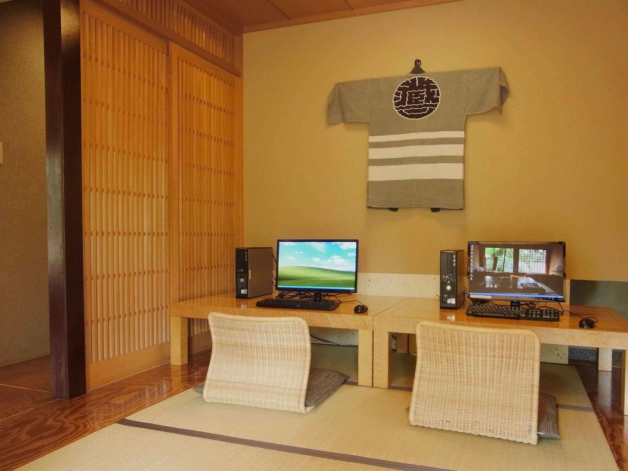 K'S House Ito Onsen - Historical Ryokan Hostel Экстерьер фото