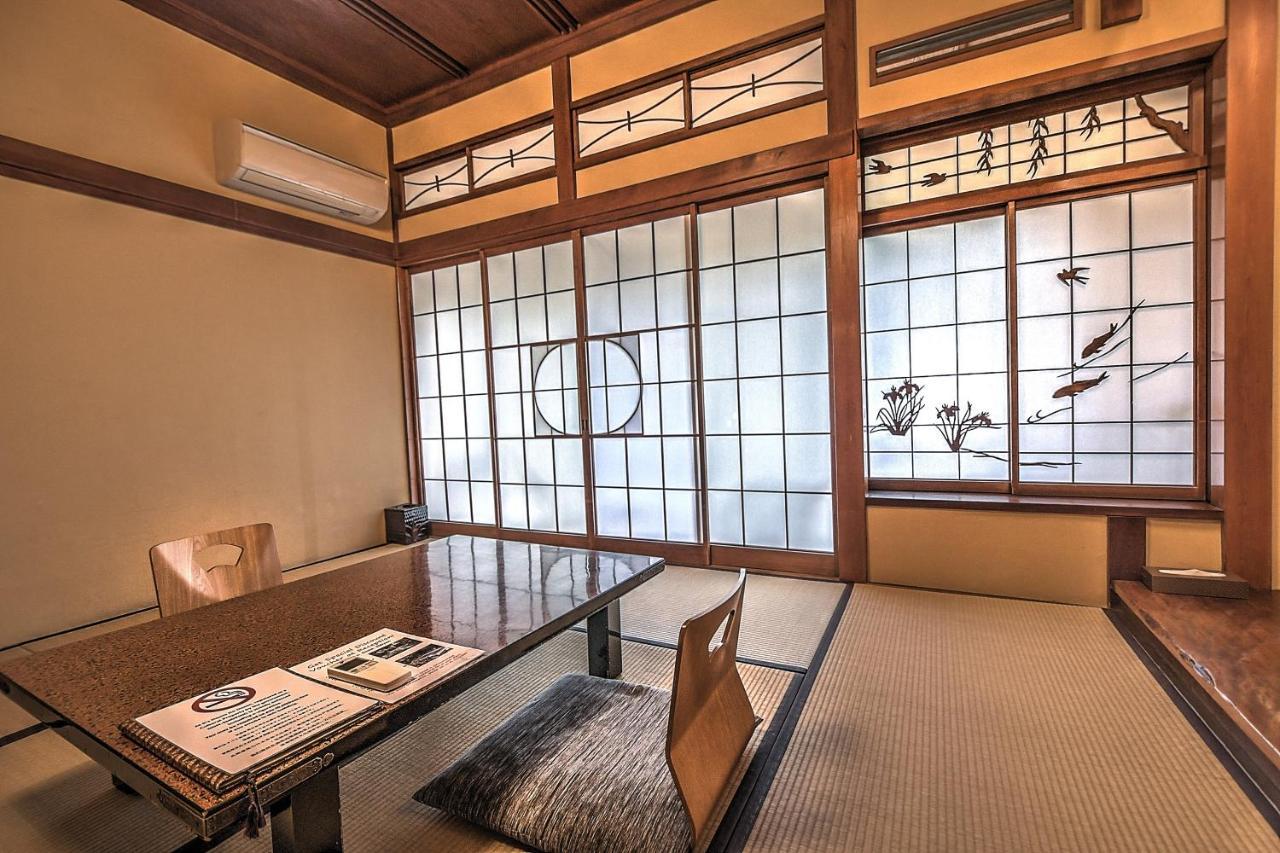 K'S House Ito Onsen - Historical Ryokan Hostel Экстерьер фото