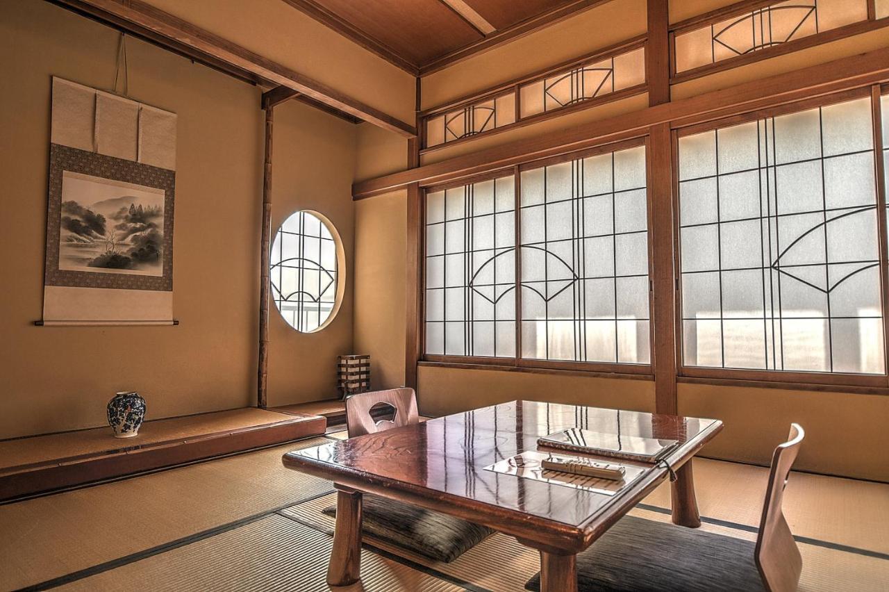 K'S House Ito Onsen - Historical Ryokan Hostel Экстерьер фото