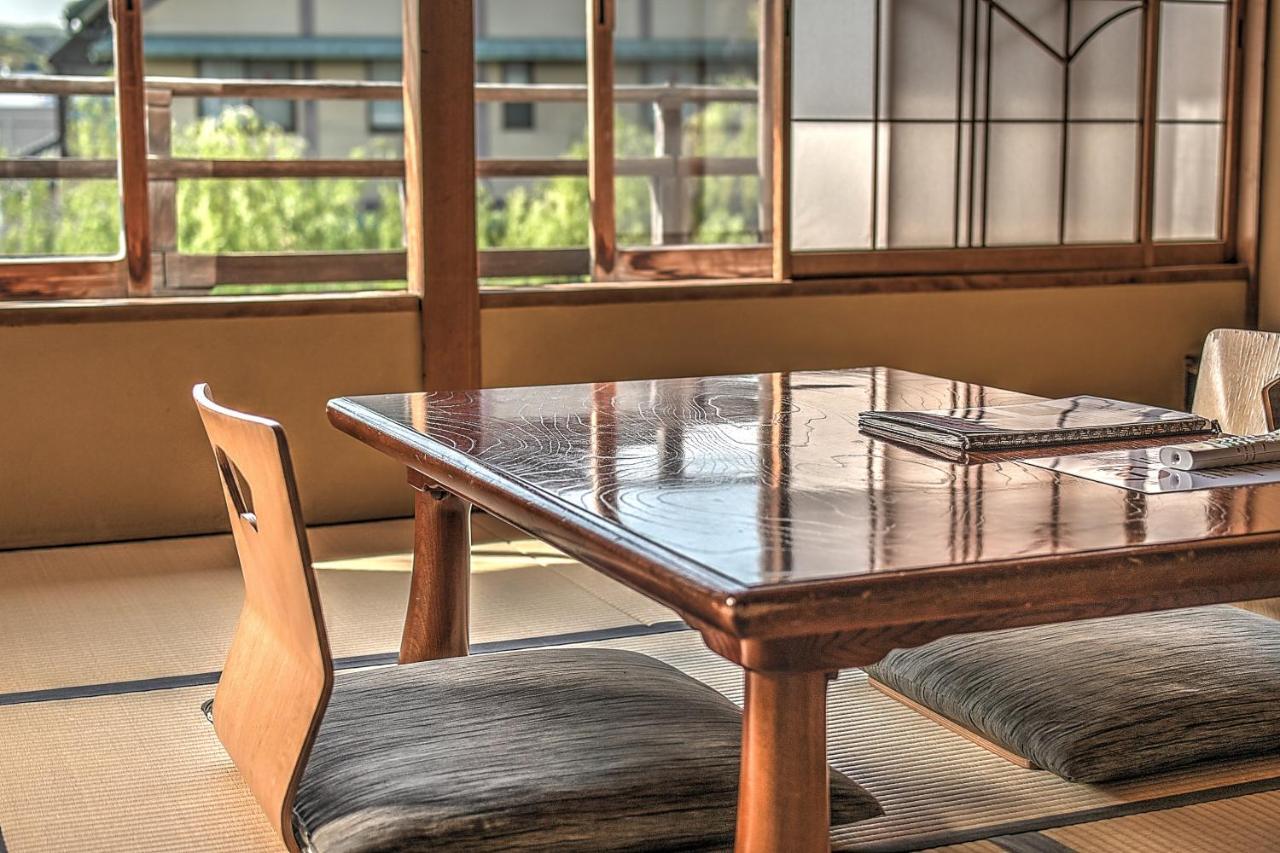 K'S House Ito Onsen - Historical Ryokan Hostel Экстерьер фото